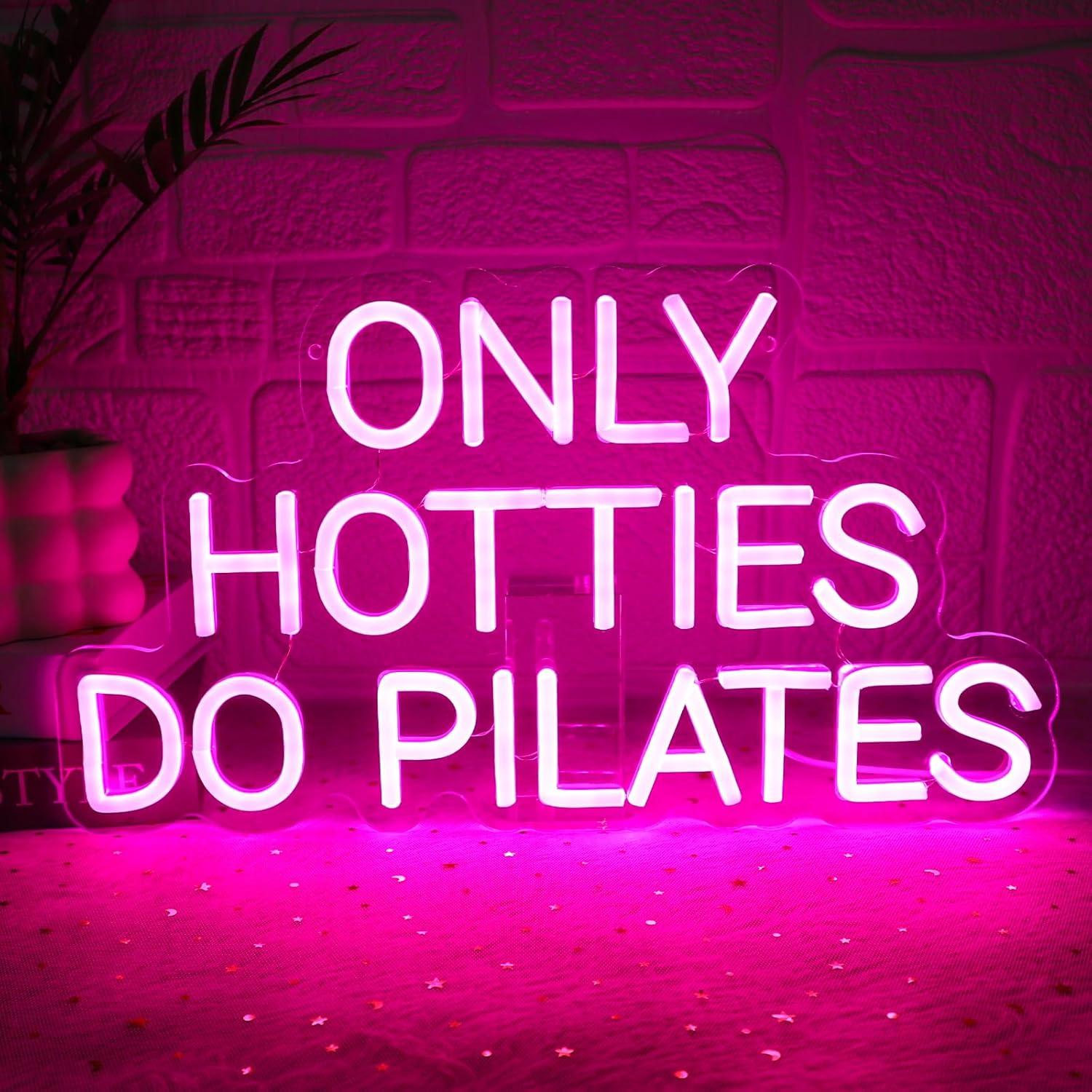 Pilates Yoga Gifts - فقط الجميلات يمارسن البيلاتس - لافتة