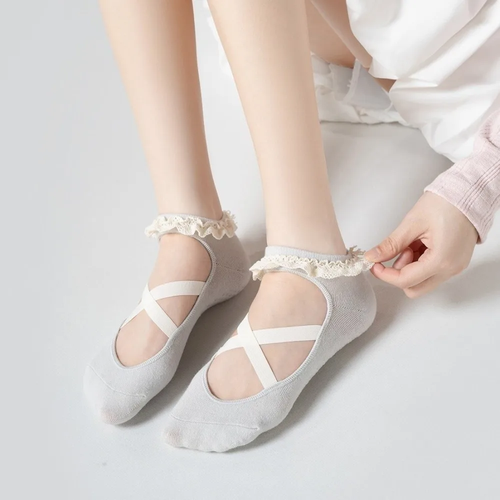 جوارب يوغا غير قابلة للانزلاق  - مراجعة Pilates Yoga Gifts وسعره